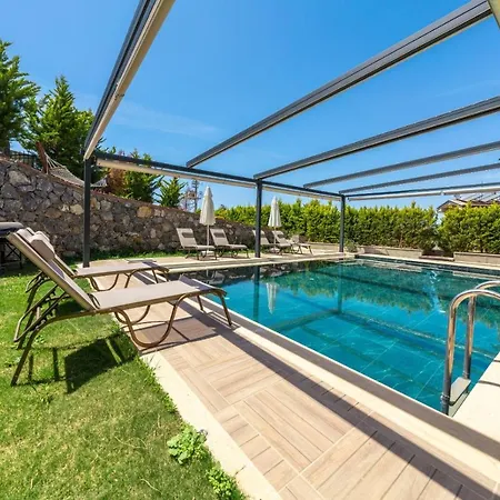 Nyaraló Nefes Villalari 2